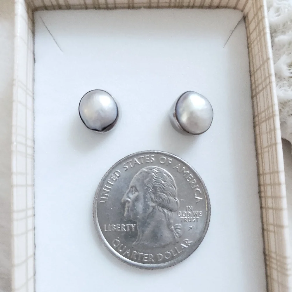 Vintage Elegant Sterling Silver Bezel Set Pearl Stud Earrings - Picture 3 of 4